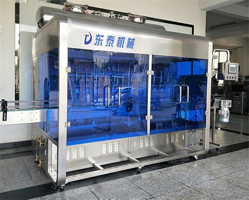 年終慶典，全自動(dòng)食用油灌裝機(jī)紅毯走秀